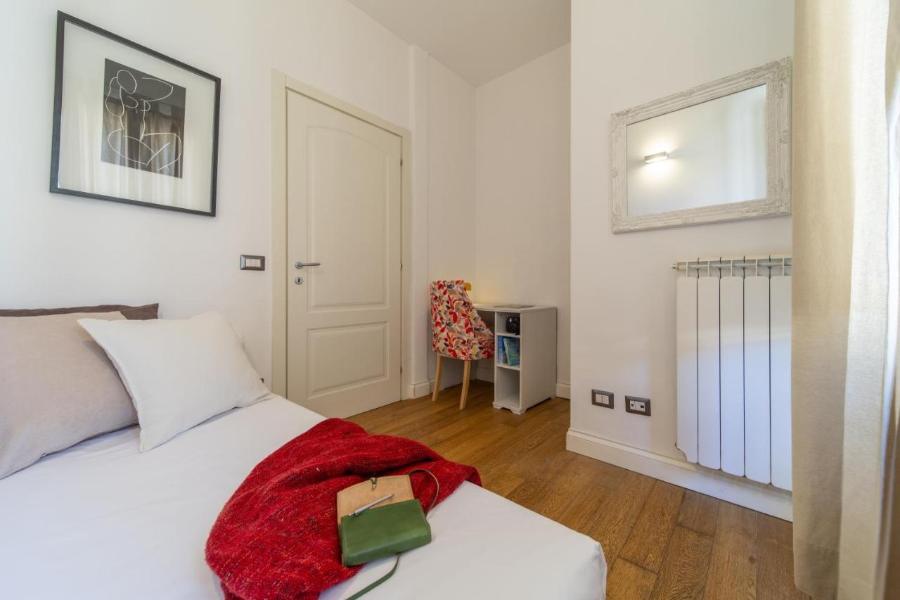 Bright Santa Croce Apartment Florence Exterior photo