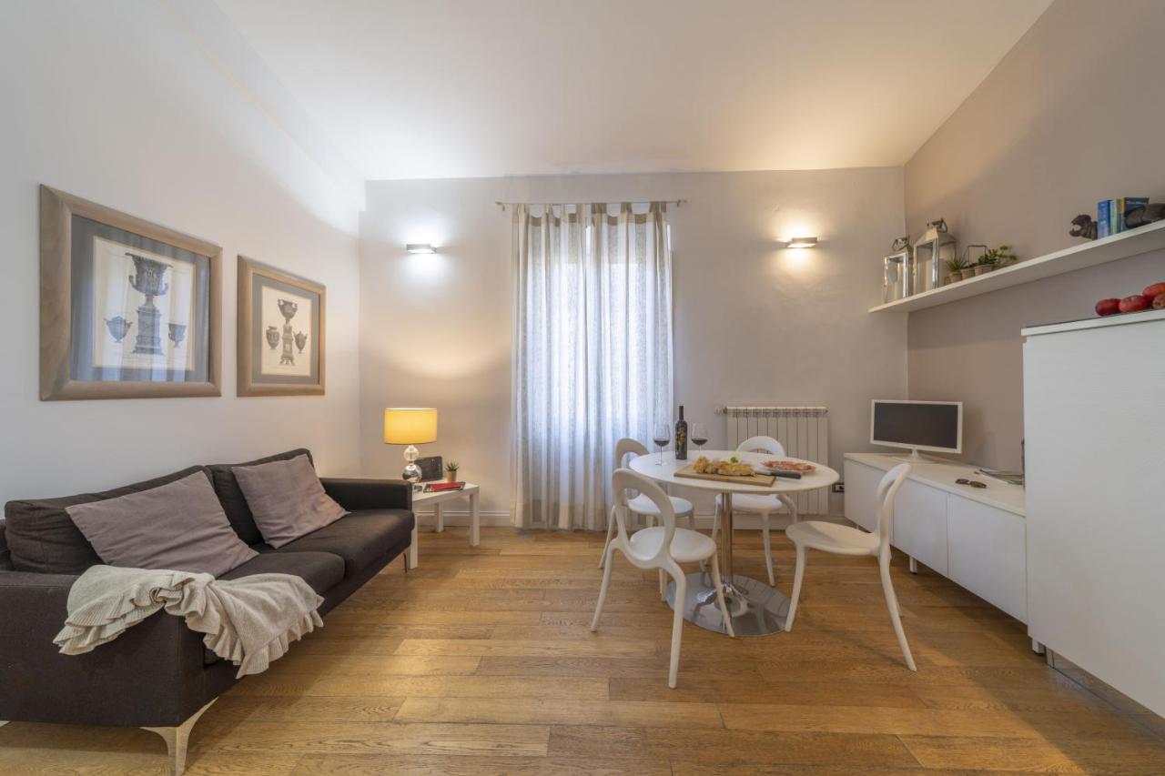 Bright Santa Croce Apartment Florence Exterior photo